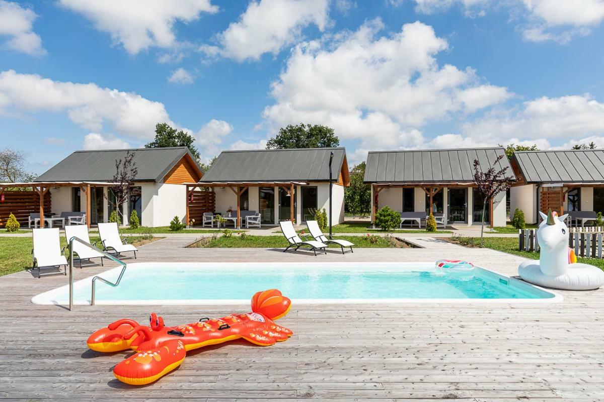 Hotel Sloneczny Zakatek Strzezewo Exterior foto
